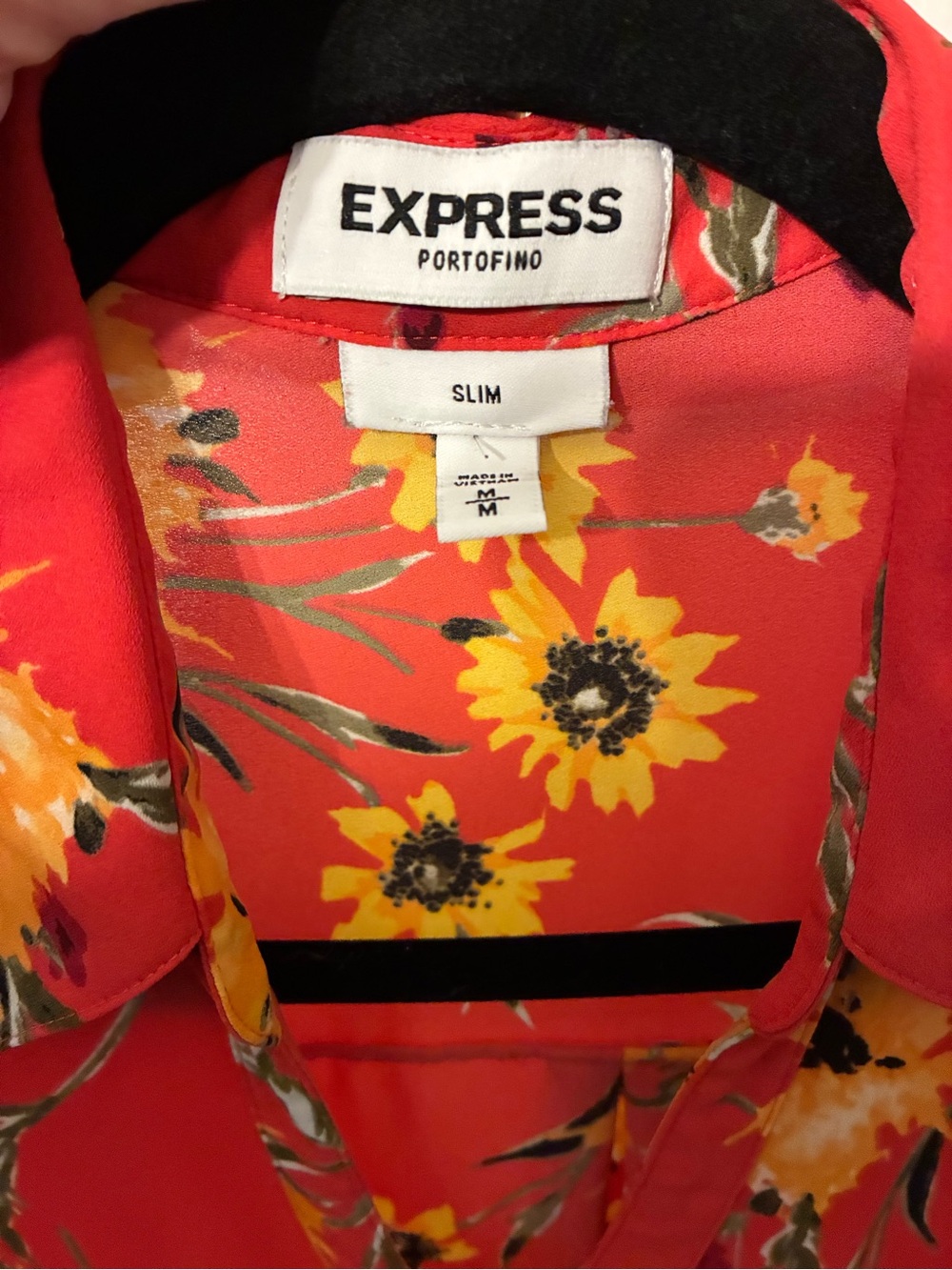 Express M Red Button-Front Collar Floral Blouse with Yellow Sun Flowers - Picture 4 of 4